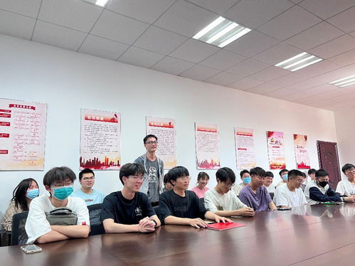 國際教育學院舉辦軟件工程專業2021級引進課程師生座談會