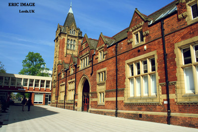 英國留學 &ldquo;哥哥&rdquo;張國榮母校--利茲大學紡織學院