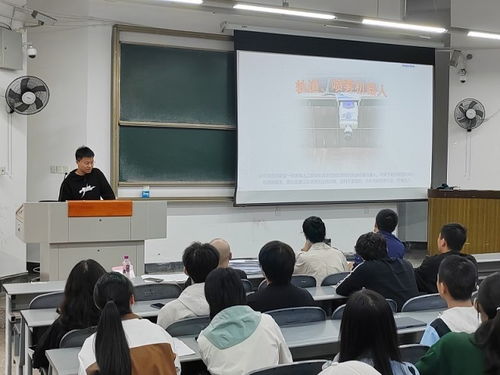 西華大學第八屆 校友杯 創新創業大賽暨第九屆中國國際 互聯網 大學生創新創業大賽電氣與電子信息學院選拔賽順利開展